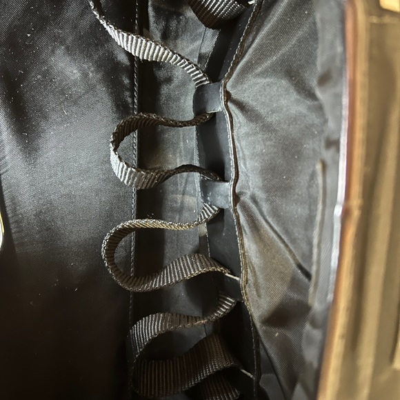 EL PORTAL luggage, “train case,” Iconic brand,black monogram, 13 x 10x 9, EUC - Picture 11 of 13